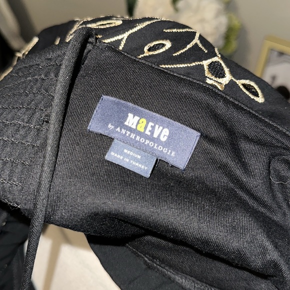 Maeve Anthropologie Eyelet Midi Gold Stitched Floral Deep V Dress Size Medium - Picture 7 of 9